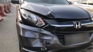 Mobil Bekas Tabrak Bekasi 