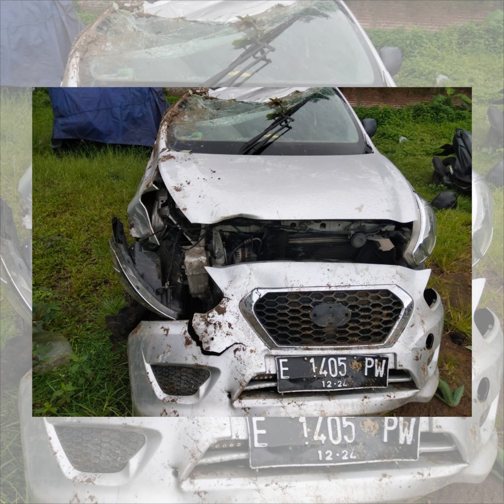 Mobil Bekas Tabrak Cianjur
