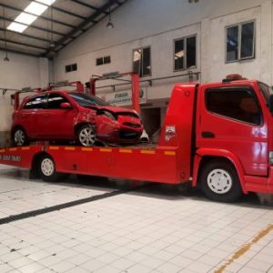 Mobil Tabrak Harga Tinggi Lampung 