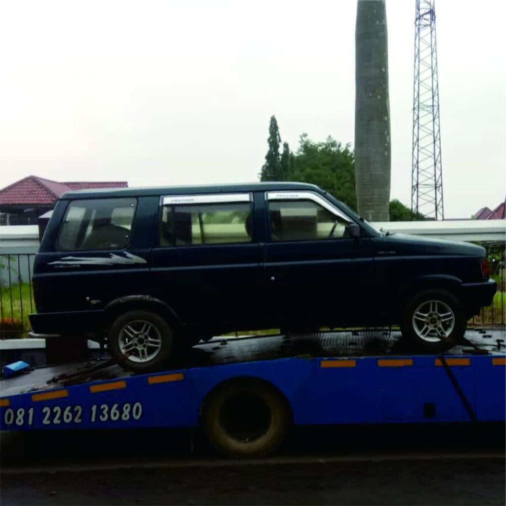 Lelang Mobil Bekas Tabrak Bogor