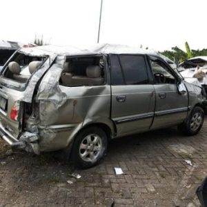 Lelang Mobil Bekas Tabrak Jakarta