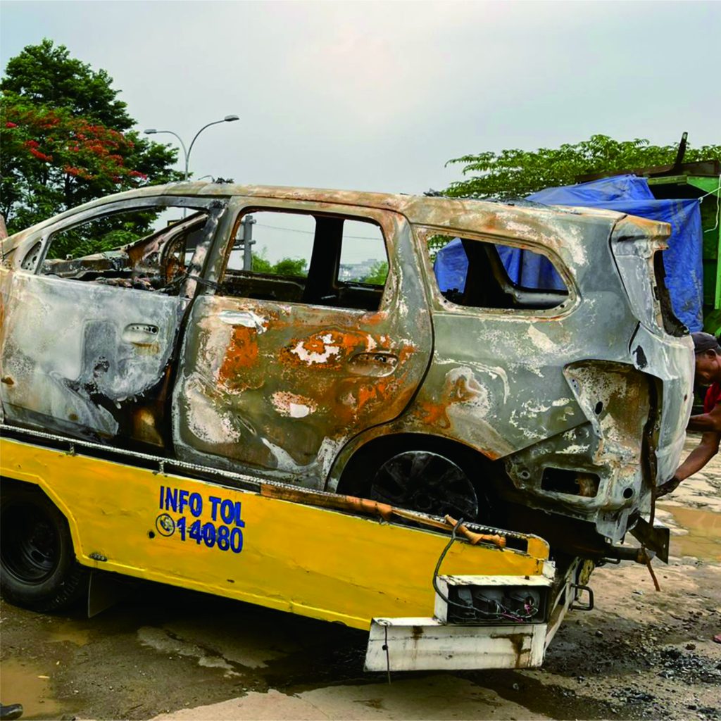 Jual Mobil Tabrak di Bekasi