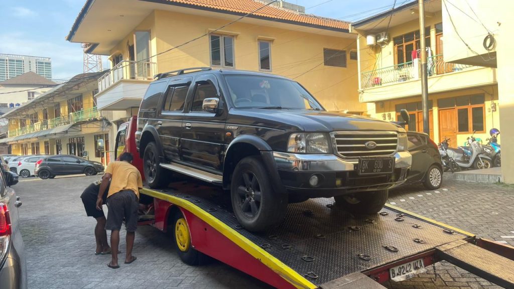 Jual Beli Mobil Second Surabaya