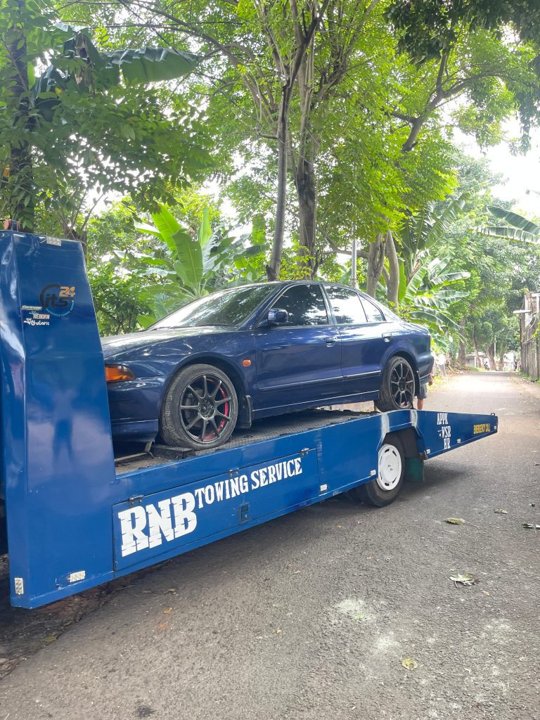 Jual Mobil Cacat Tabrakan Jakarta