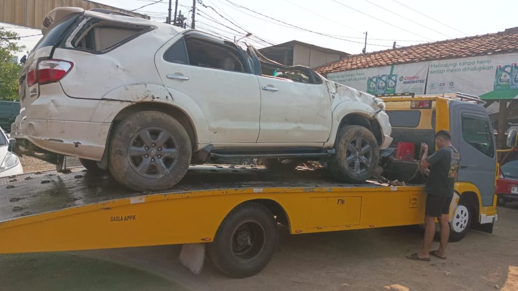 Jual Mobil Tabrak Jabodetabek