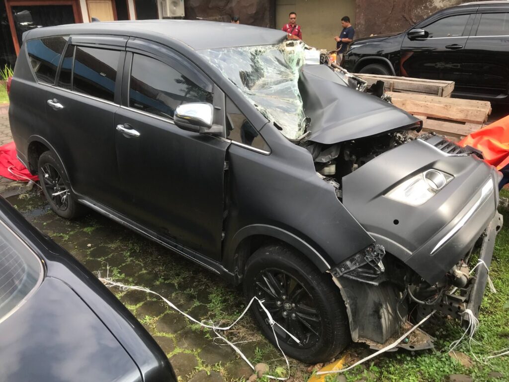 Jual Mobil Rusak Gresik